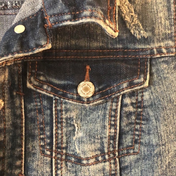 Distressed denim jacket - Picture 3 of 3